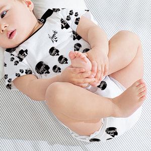 Amoredic FroBaby print onesie